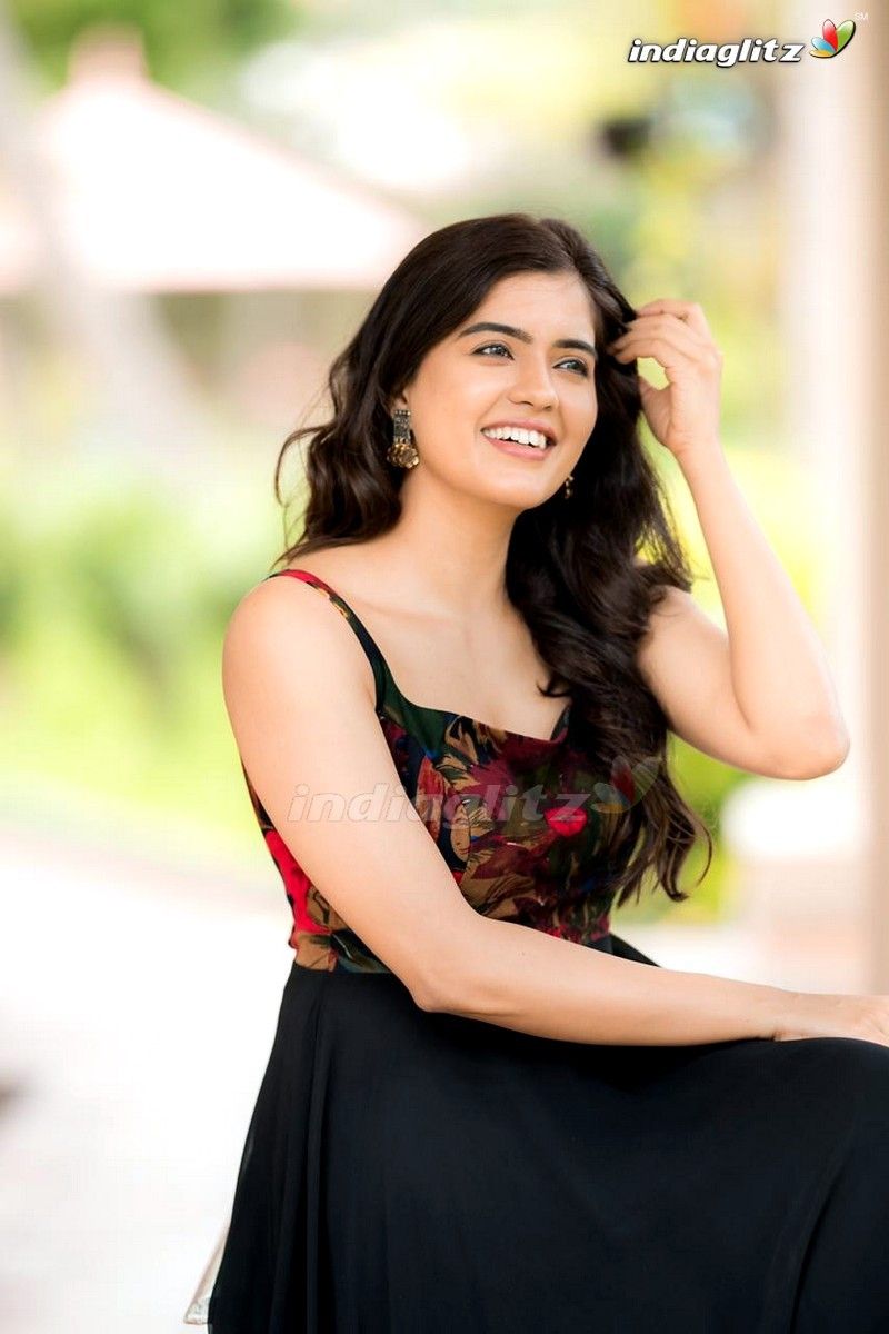 Amritha Aiyer Photo Actress photo, image, gallery, stills and clips