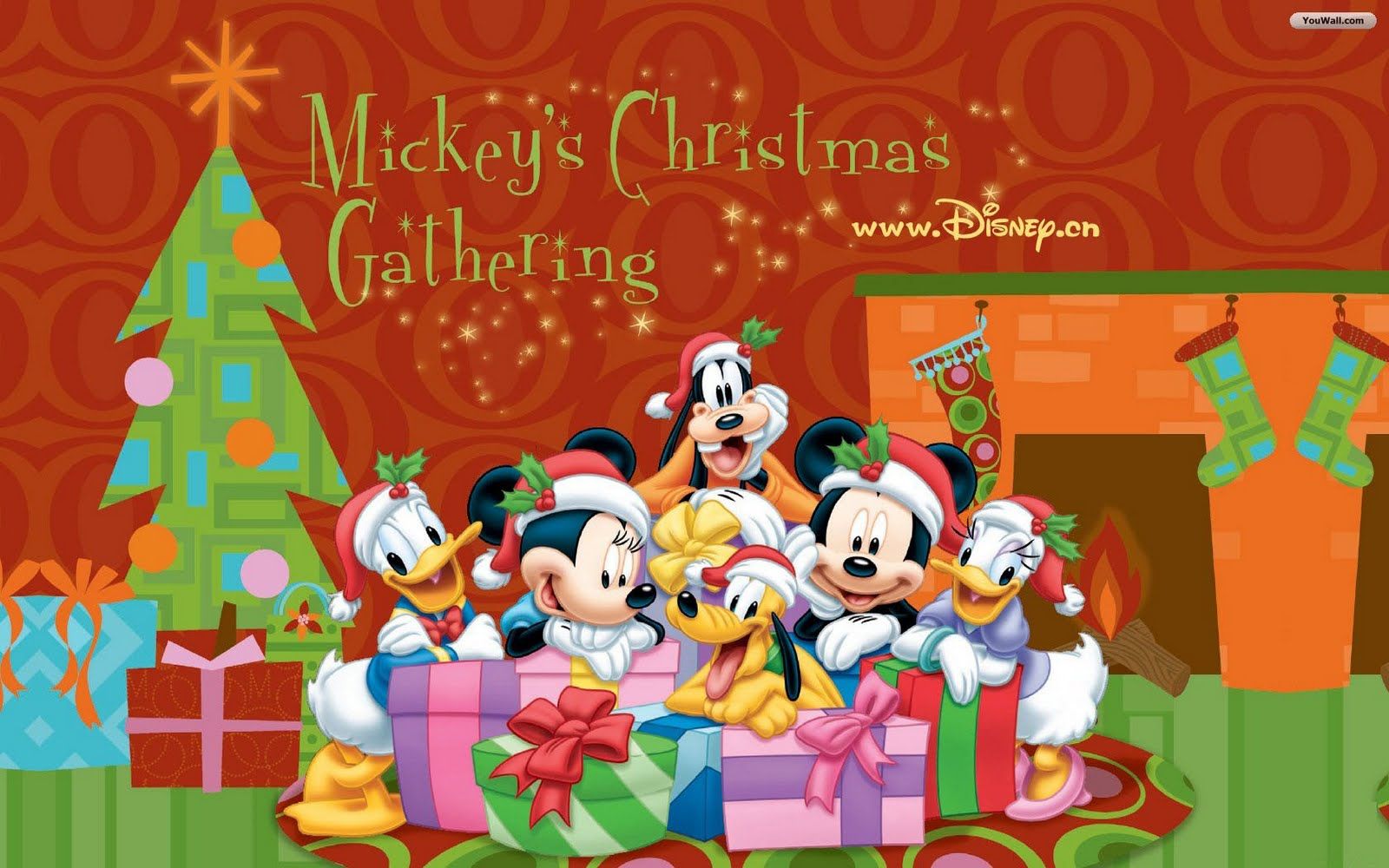 Chirstmas Wallpaper: Kid at Christmas: 5 adorable Disney Christmas wallpaper for your
