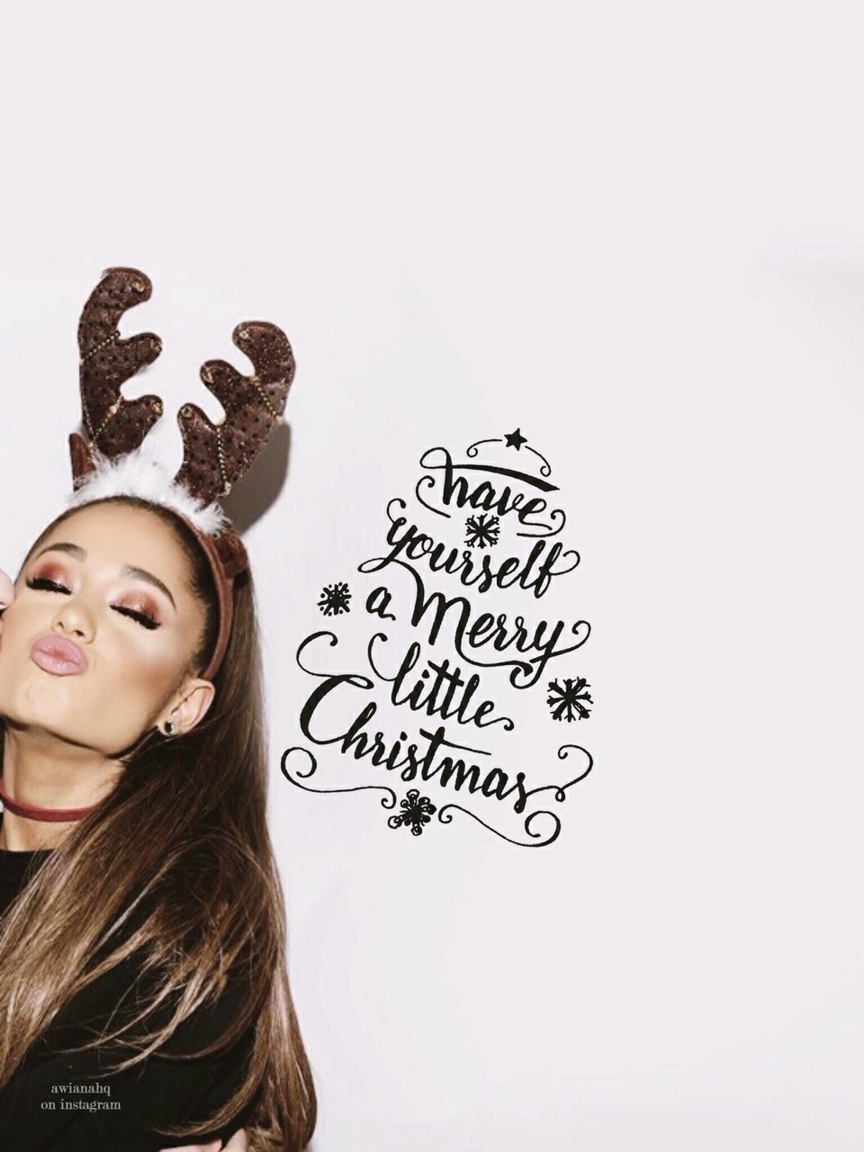 Ariana Grande Christmas HD Wallpaper