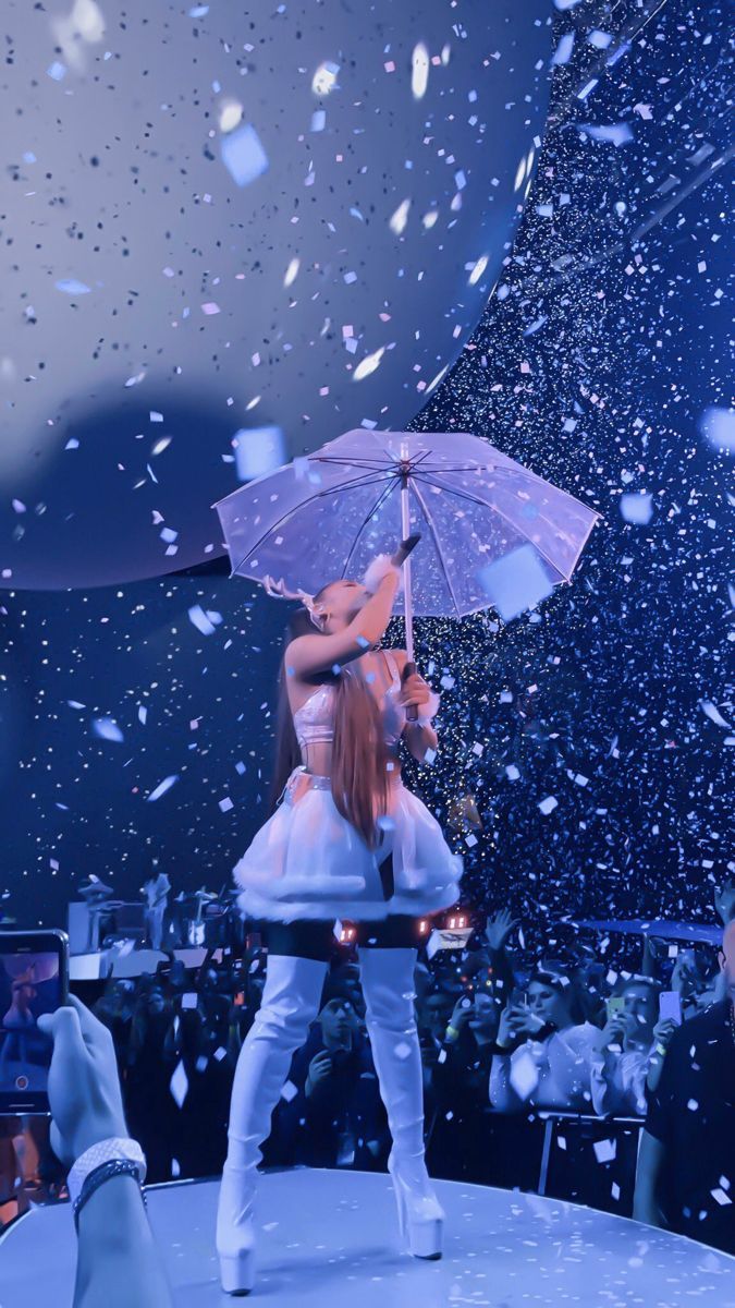 ariana grande winter tumblr