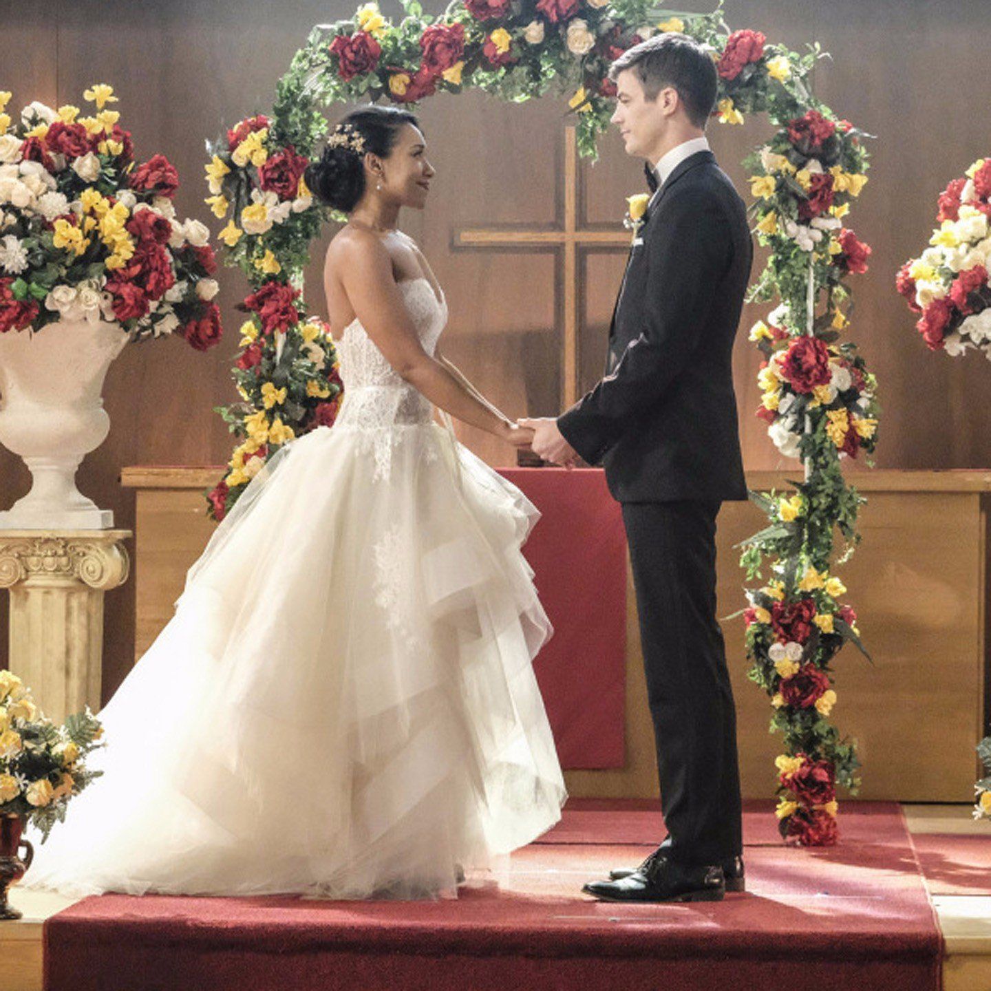 Barry Allen & Iris West. Flash wallpaper, Iris wedding, The flash grant gustin