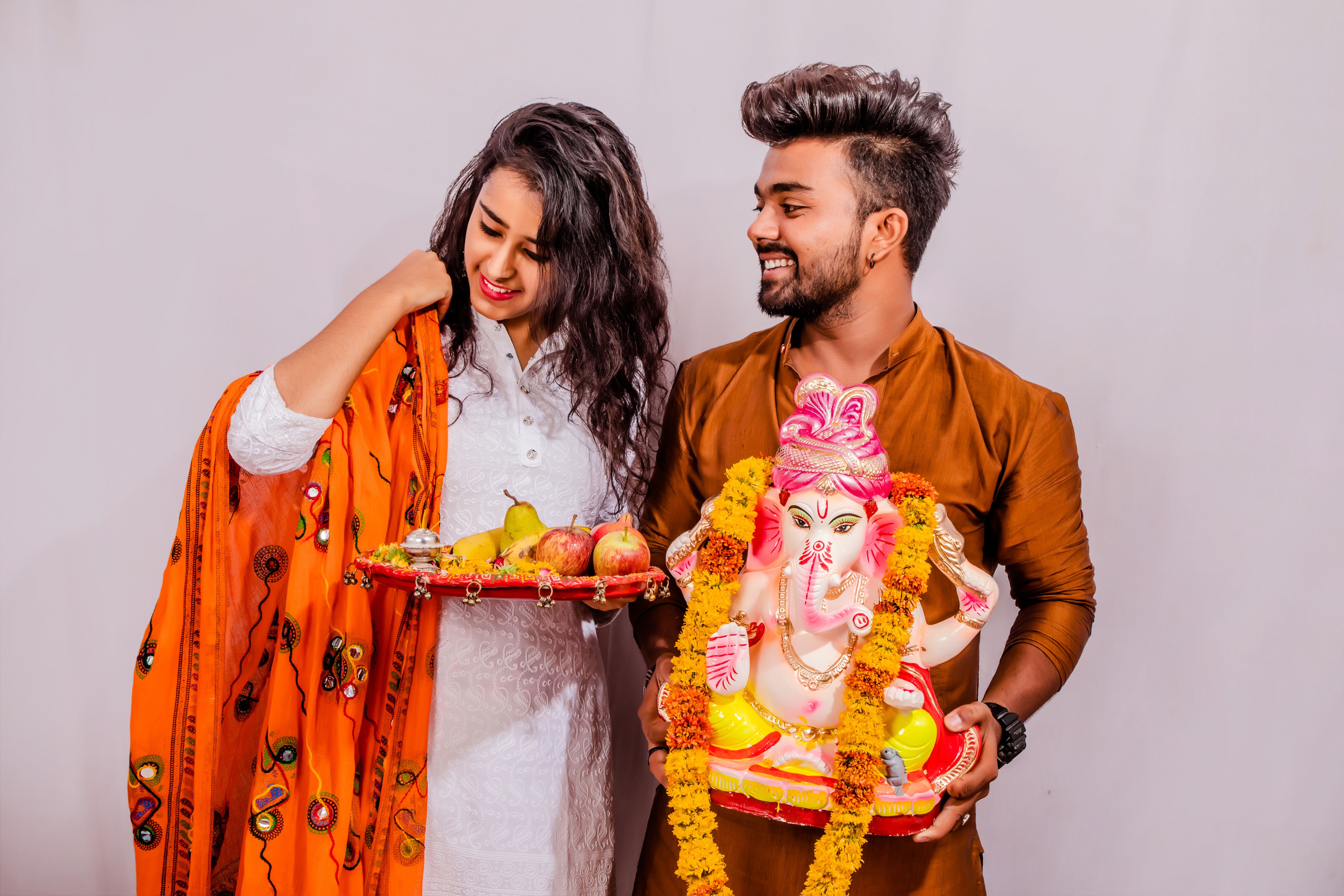 Desktop Wallpaper Indian marriage Men Joy Smile 2 young 6720x4480