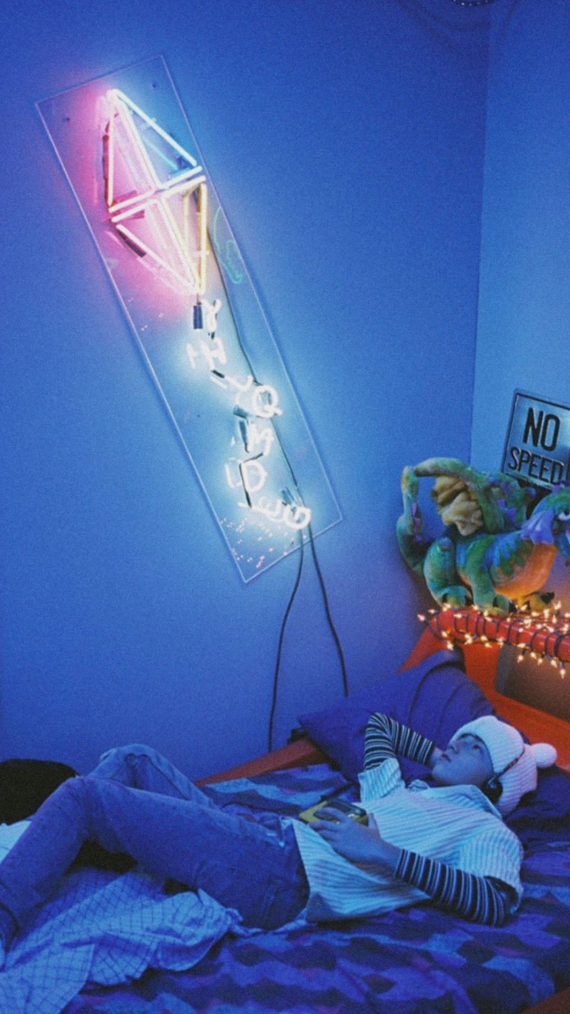 W A L L P A P E R S. Bunny wallpaper, Aesthetic iphone wallpaper, Picture collage wall