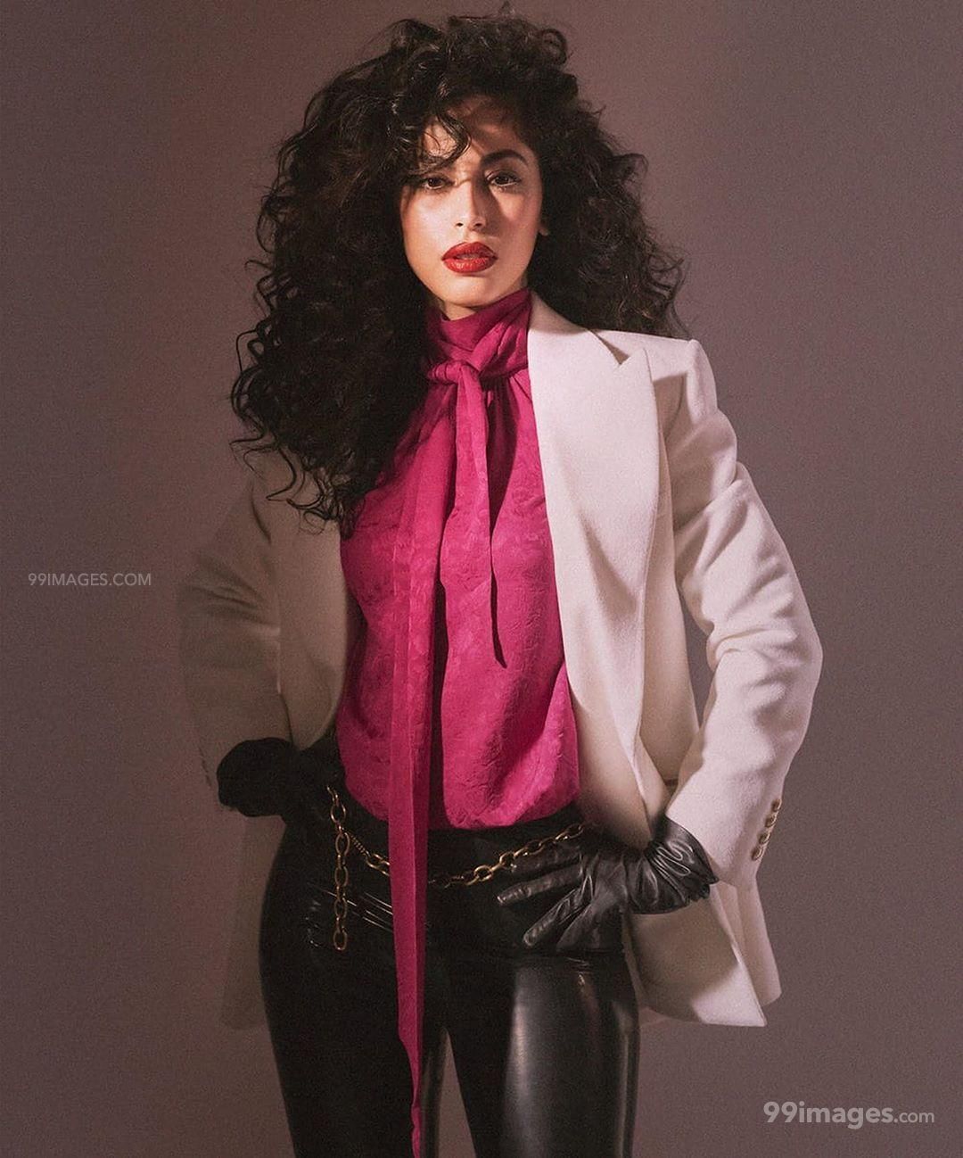 Mina El Hammani HD Wallpaper (Desktop Background / Android / iPhone) (1080p, 4k) (1080x1298)