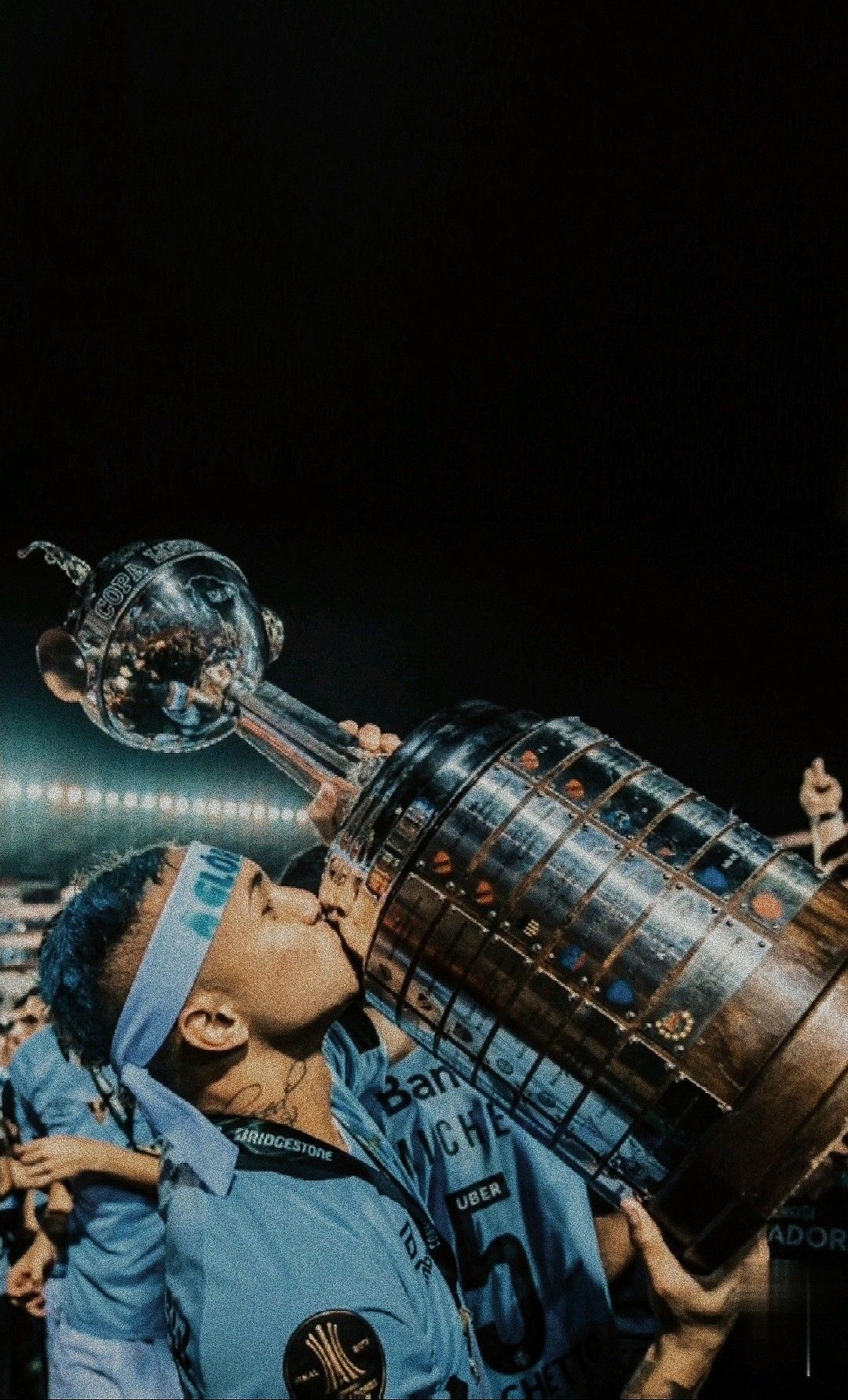 Everton Soares / fondo by mee// brasil, cbf. Grêmio wallpaper, Everton soares, Wallpaper de futebol