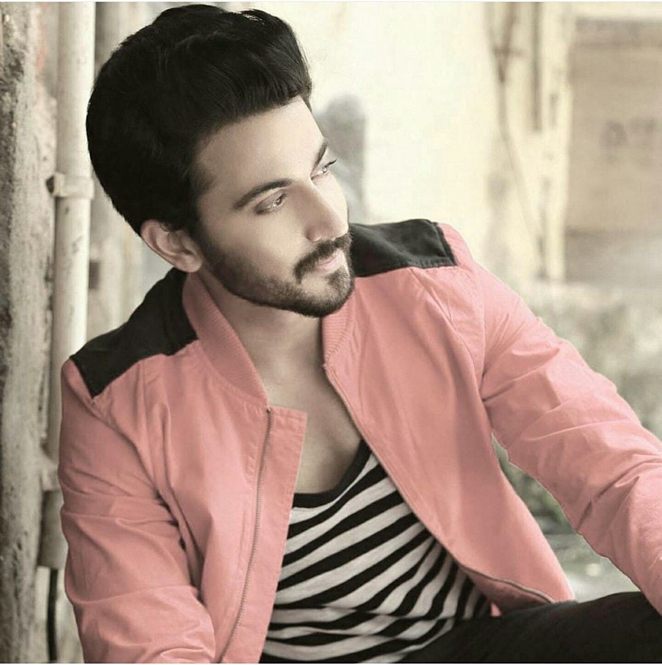Dheeraj Dhoopar is a proud father in latest update calls son his happy  place  WhattaNews