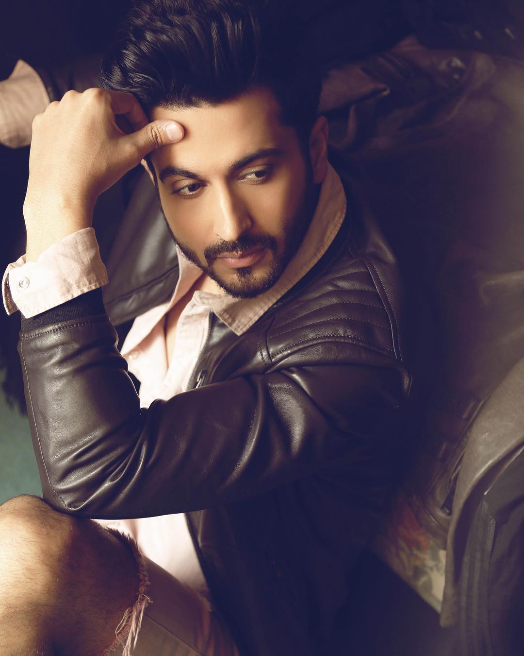 Dheeraj Dhoopar Photo, Image, Pics, Picture, Latest Image Download