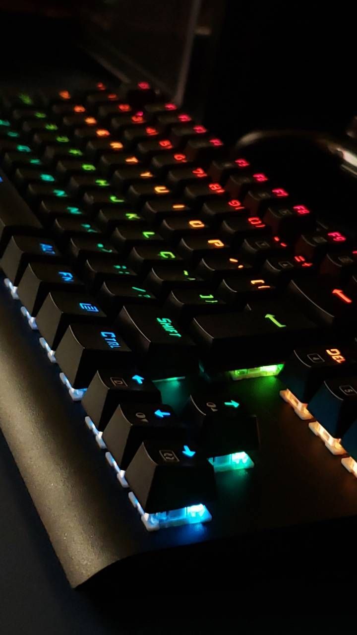 Download Chroma Keyboard wallpaper by mauroczf now. Browse millions of. Gaming wallpaper, Best gaming wallpaper, Computer screen wallpaper