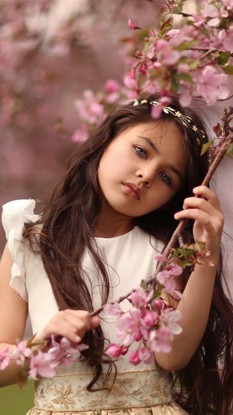 Wallpaper Cute little girl, pink cherry flowers 1920x1440 HD Picture, Image