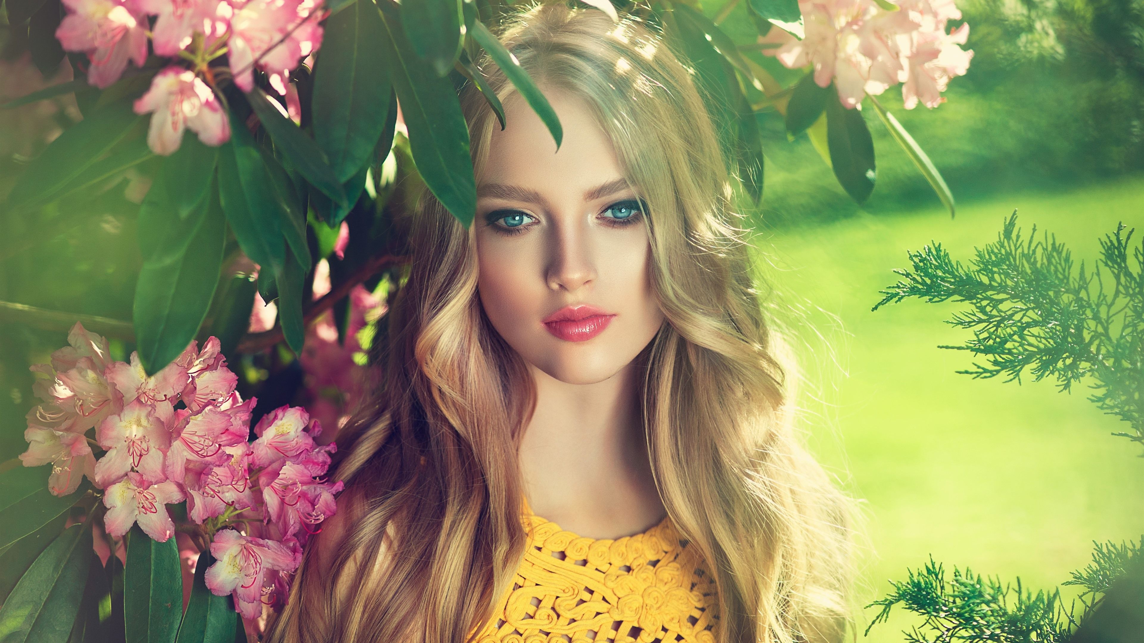 Wallpaper Beautiful blonde girl, blue eyes, pink flowers 3840x2160 UHD 4K Picture, Image