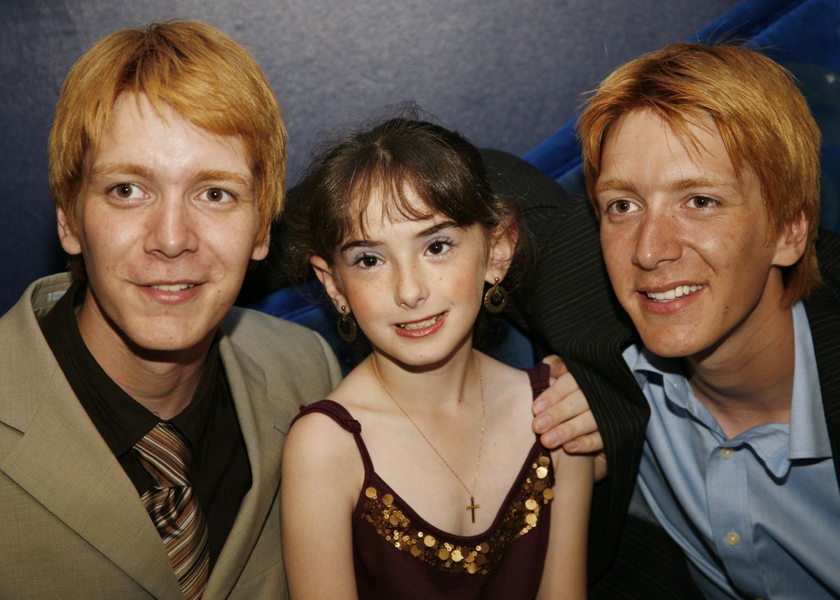 james and oliver phelps 2001