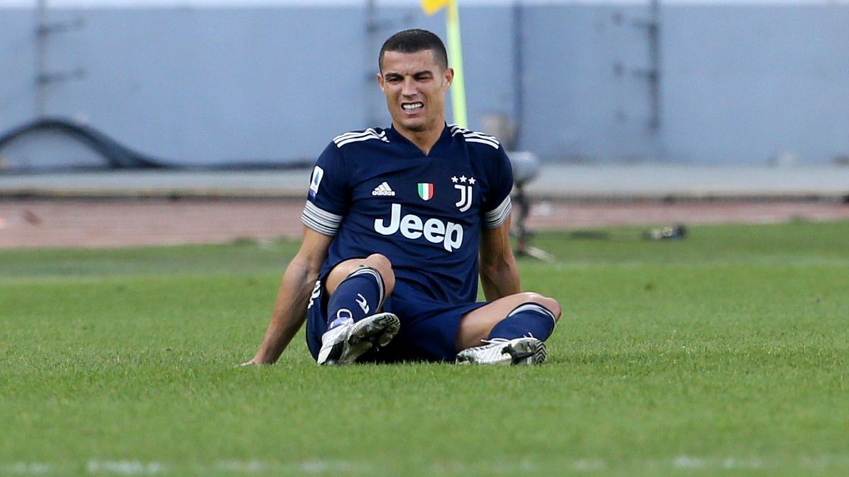 Cristiano Ronaldo injured during Juventus game with Lazio