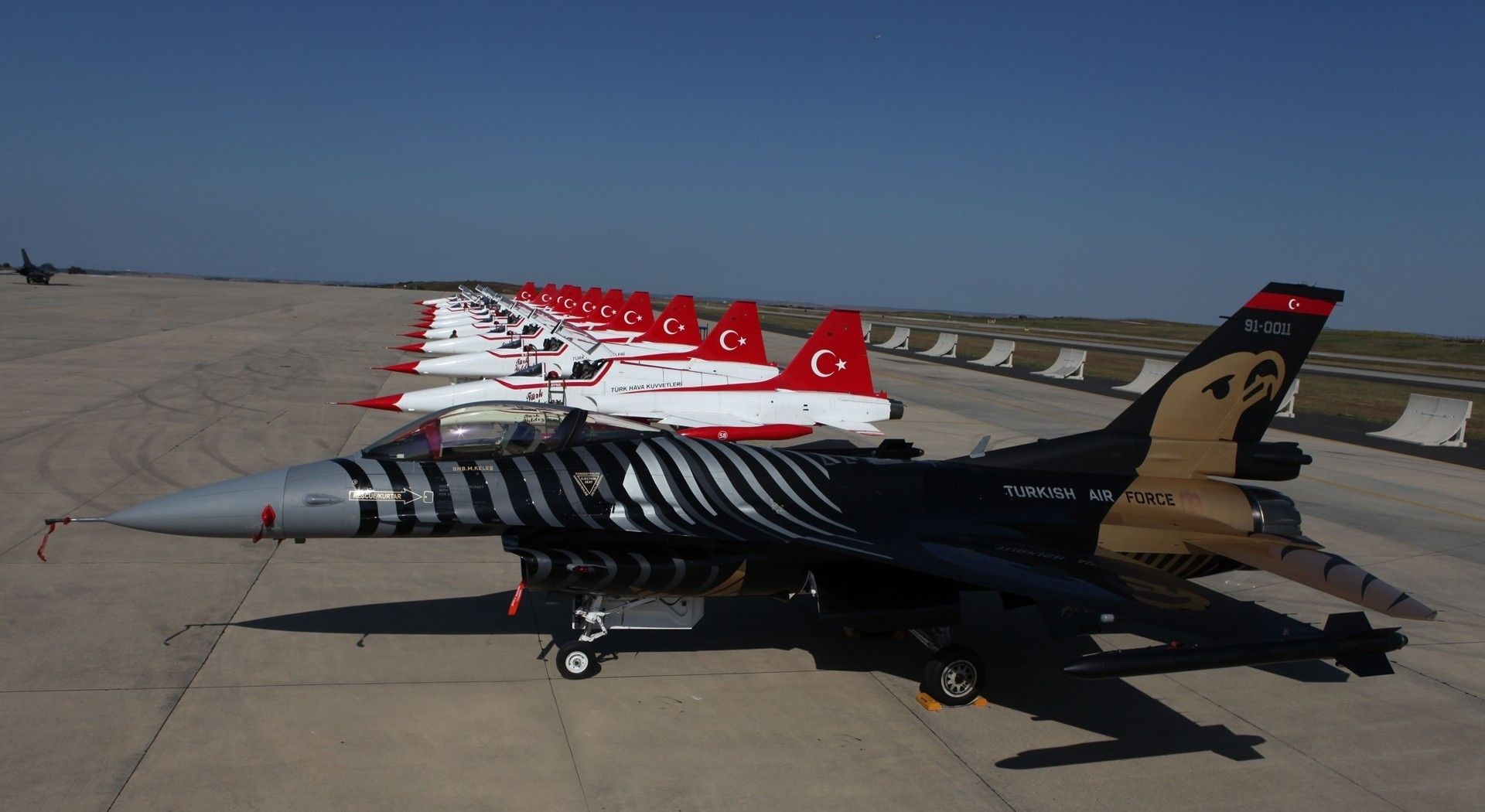 Aircraft, Turkey, Turkish, F 16 Fighting Falcon, Air Force, Solo Turk Wallpaper