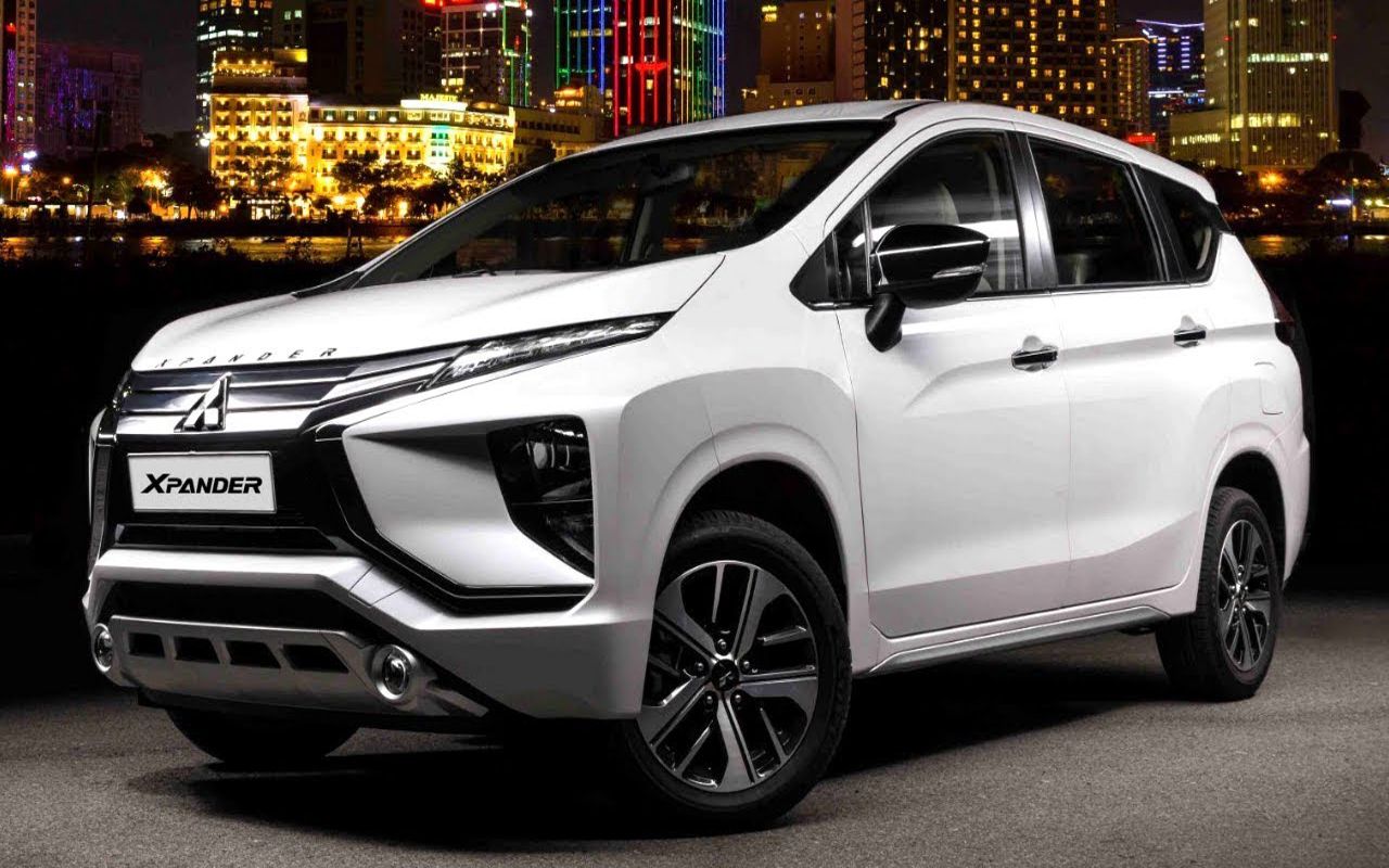 Mitsubishi expander cross 2023