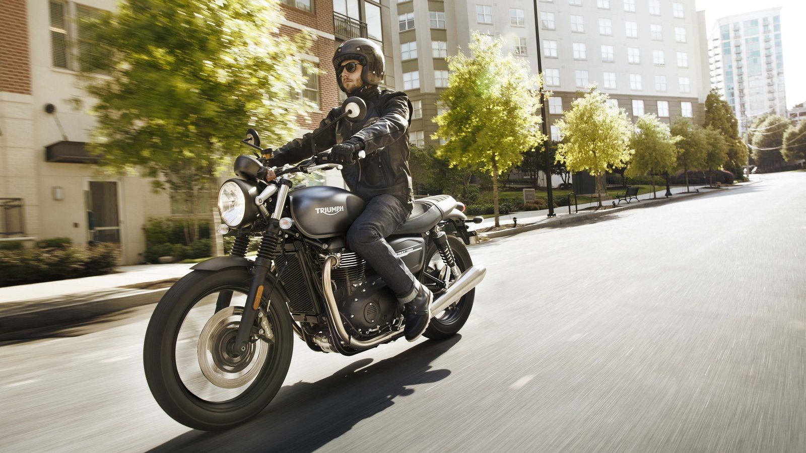 Triumph Street Twin Picture, Photo, Wallpaper And Video