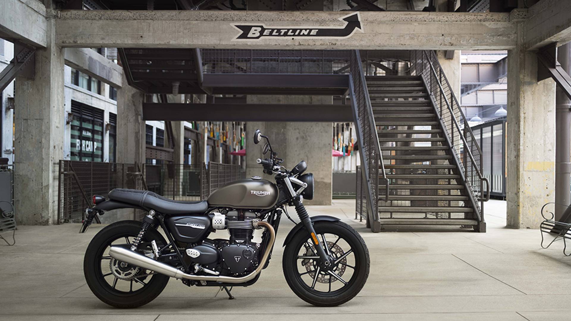 Triumph Street Twin and Street Scrambler Get a Boost