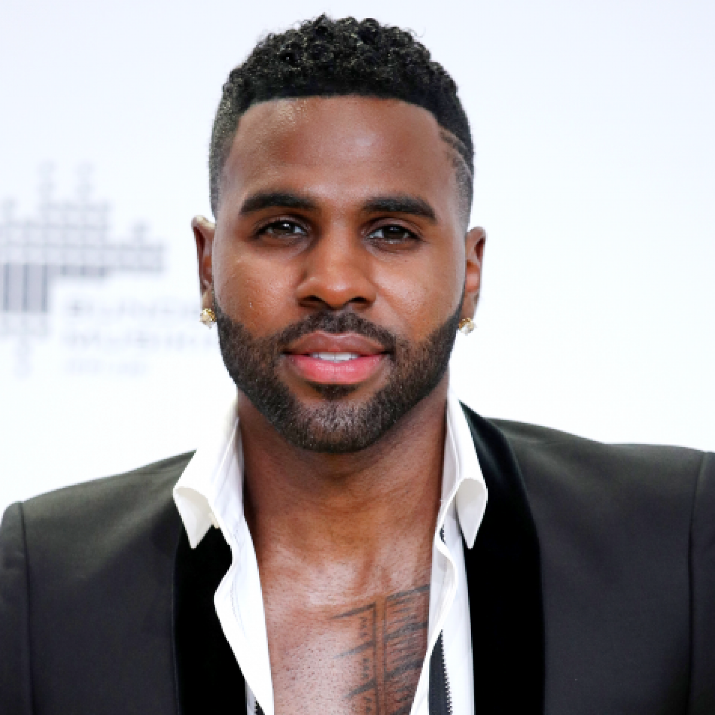 Jason Derulo Shaved Off His Eyebrow And It Was Painful To Watch