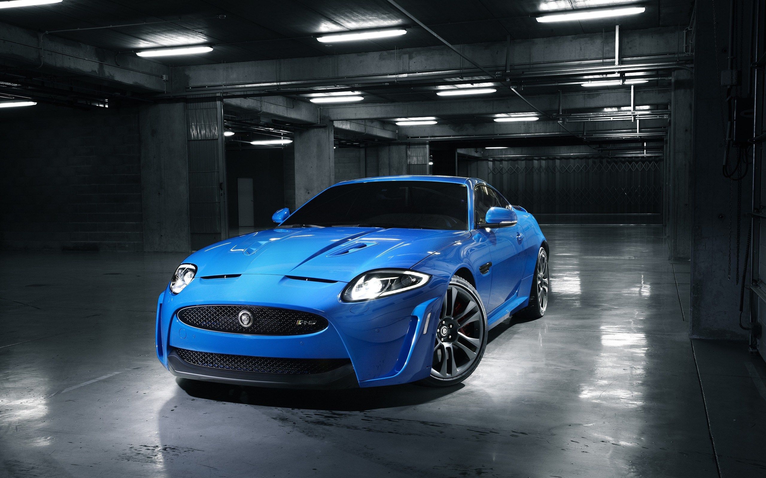 Gorgeous Parking Lot wallpaperx1600