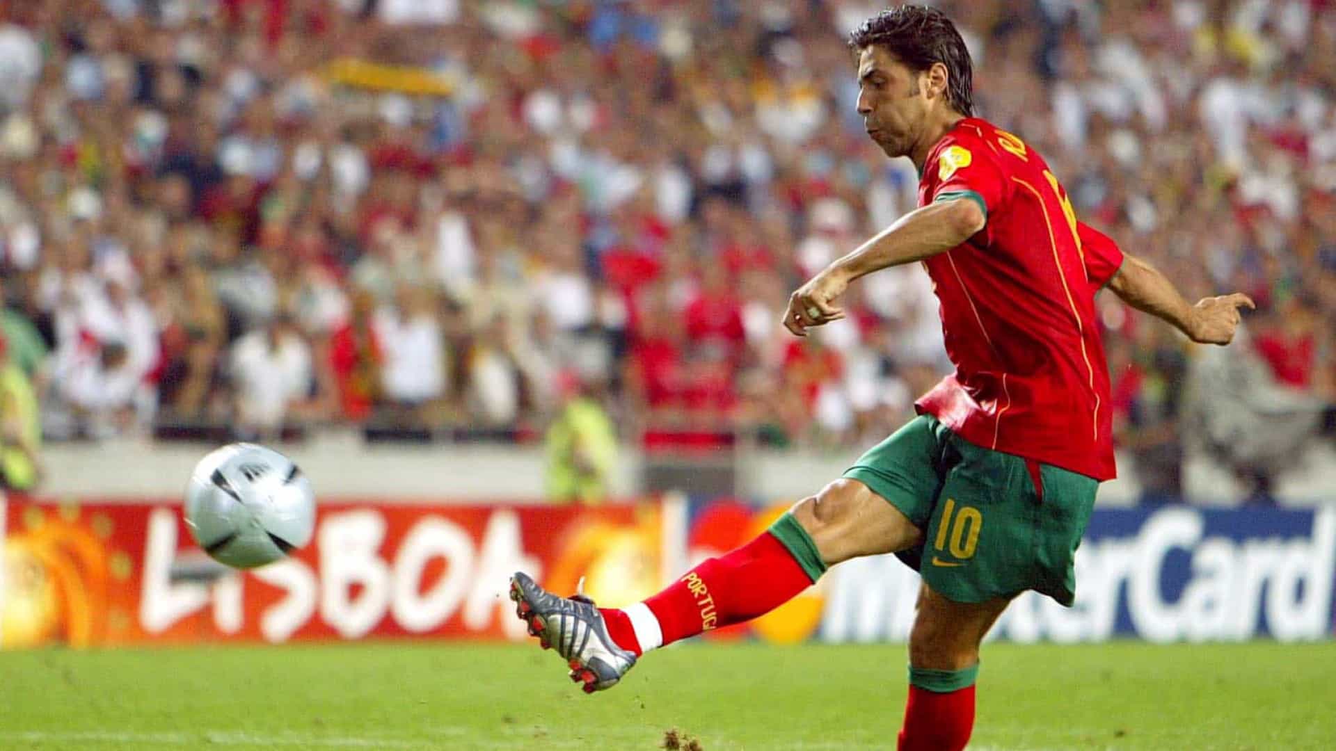 Um golo que ficou na história: Rui Costa celebra hoje 48 anos