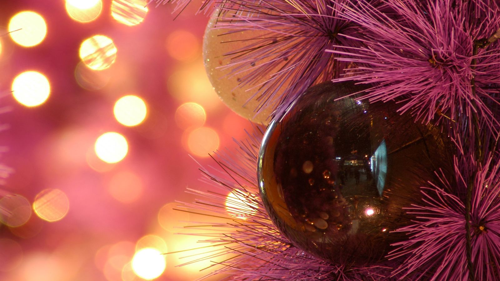 Free download Christmas Lights Wallpaper HD Wallpaper Background Photo [1600x1200] for your Desktop, Mobile & Tablet. Explore Christmas Lights Desktop Wallpaper. Christmas Desktop Free Holiday Wallpaper, Christmas Wallpaper and