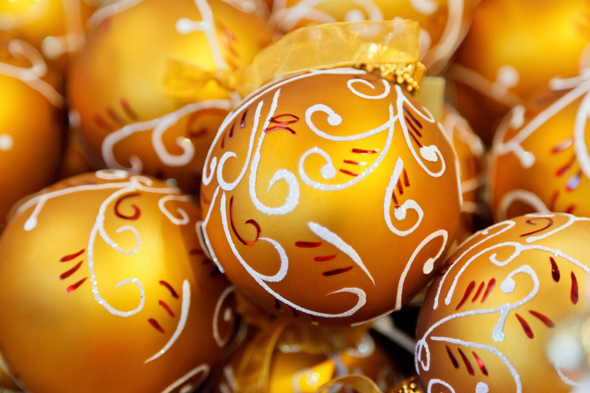 Orange Christmas Balls Free Domain Picture