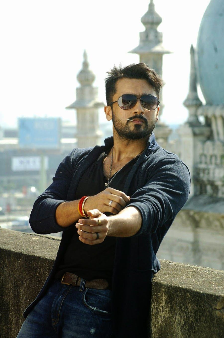 Suriya Rocking Stills from Anjaan Tamil movie photo 1. telugu movie actress hero wallpaper events news stills photo gallery