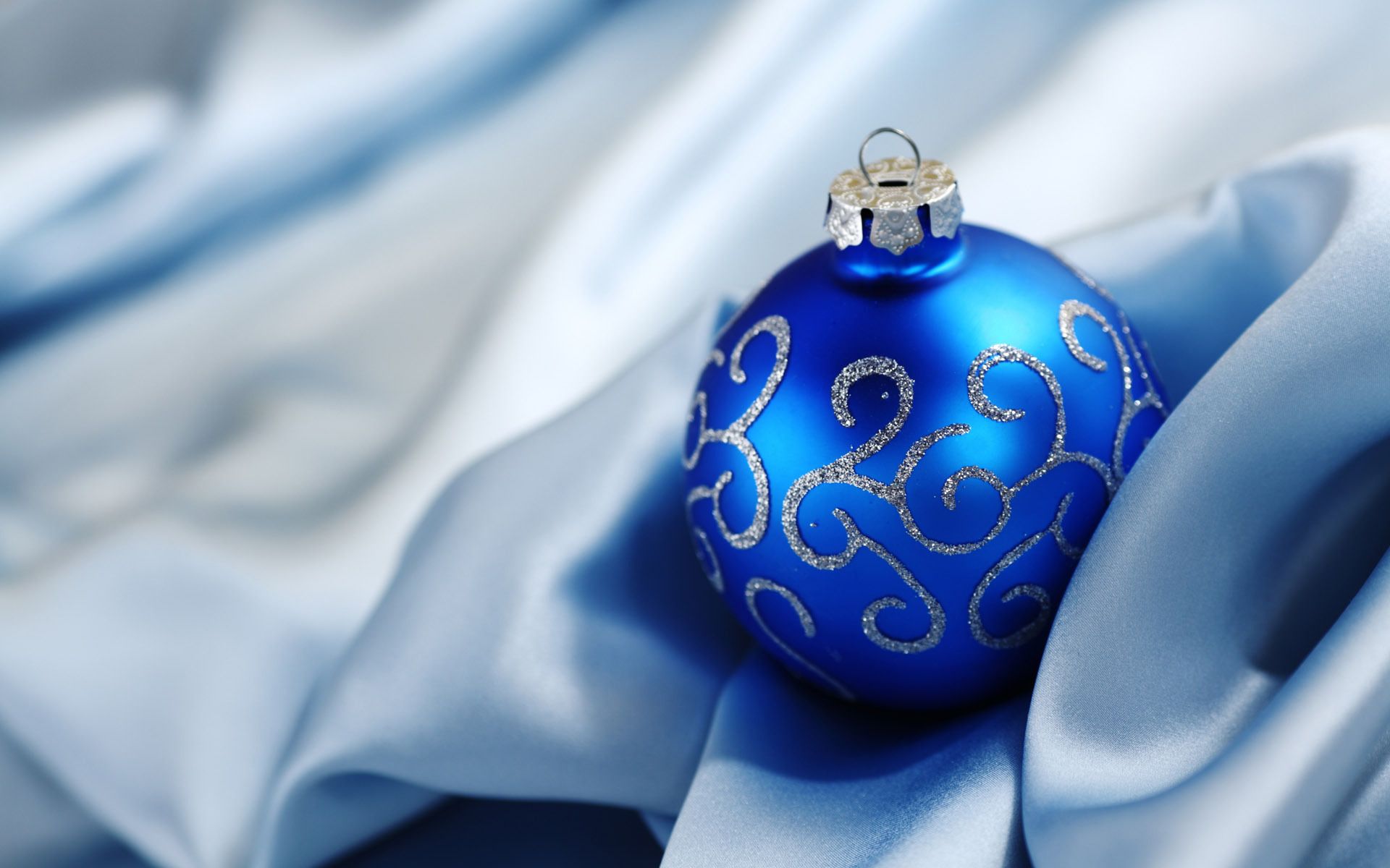 Blue Christmas Ornaments Christmas Wallpaper HD