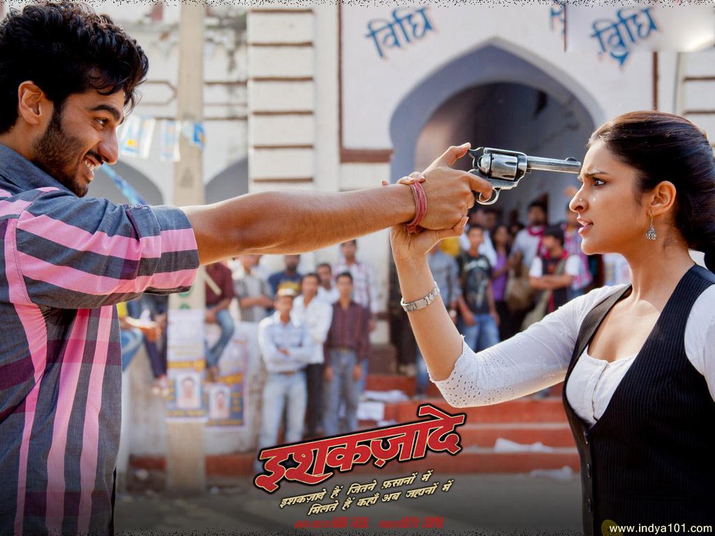 Напарники индия 2024. Ishaqzaade, 2012. Паринити Чопра сумасшедшая любовь. Сумасшедшая любовь Ishaqzaade, 2012.