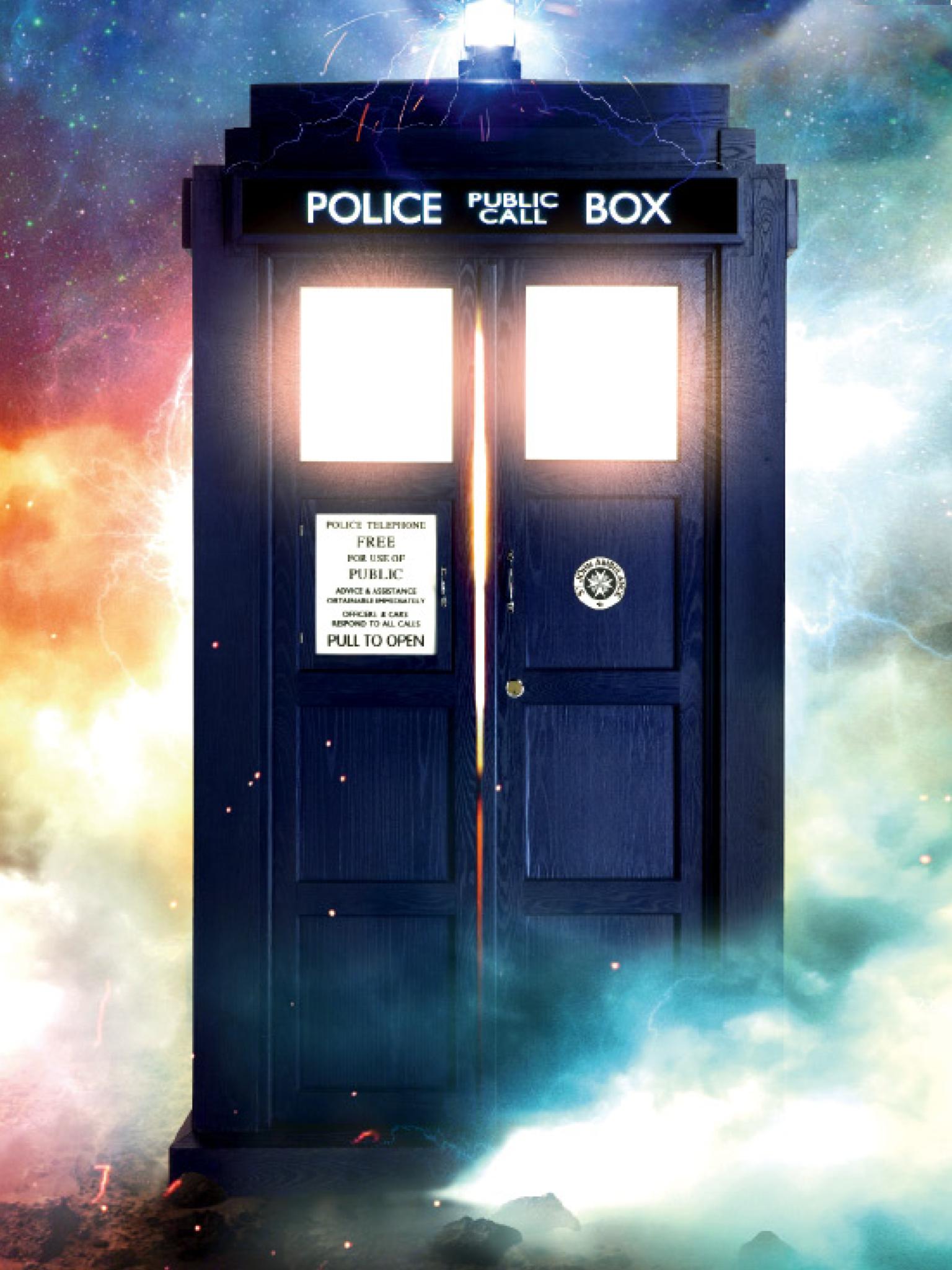 TARDIS iPhone Wallpaper