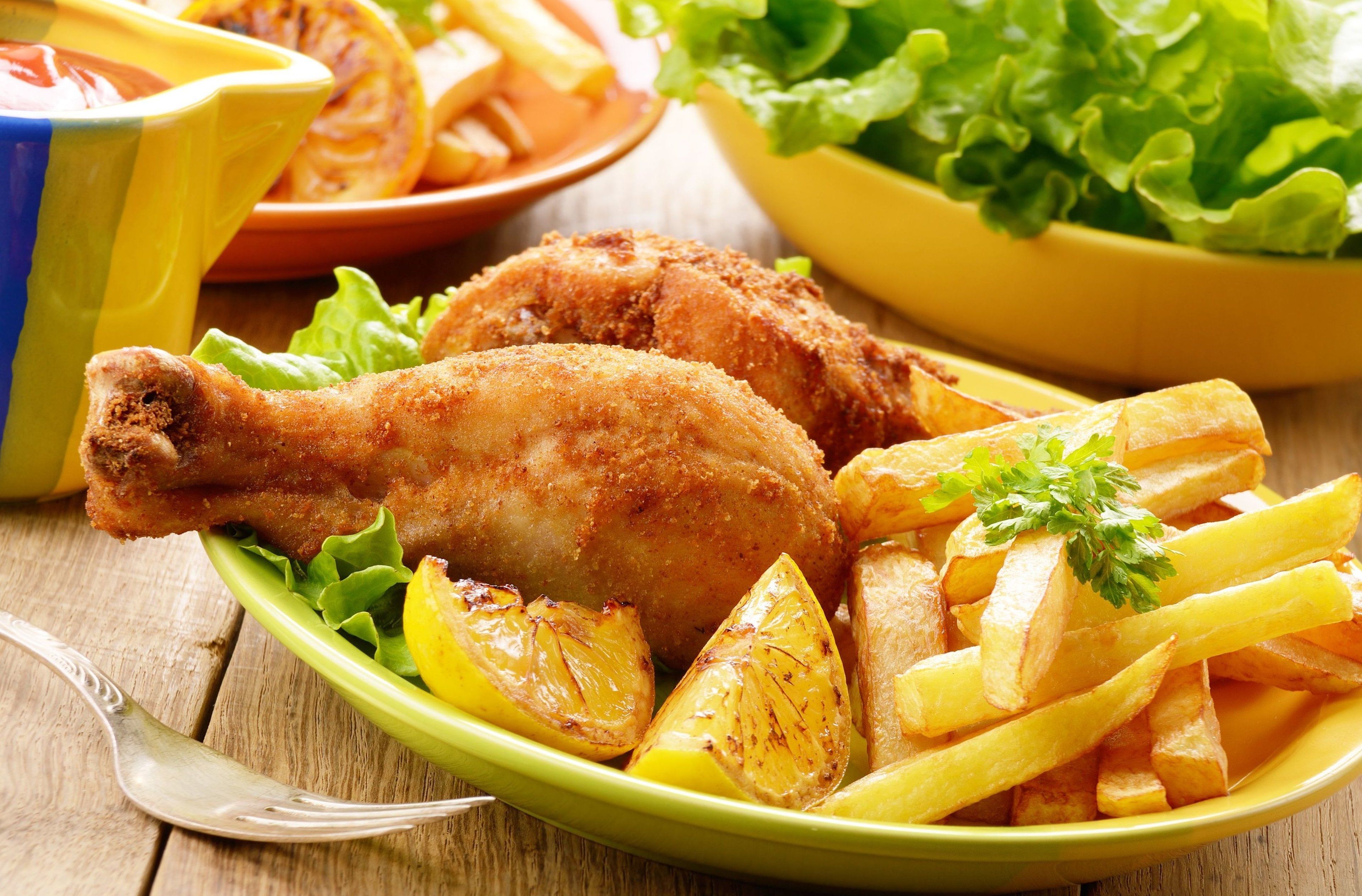 Food meal Chicken fries salad Vegetables delicious wallpaperx2526