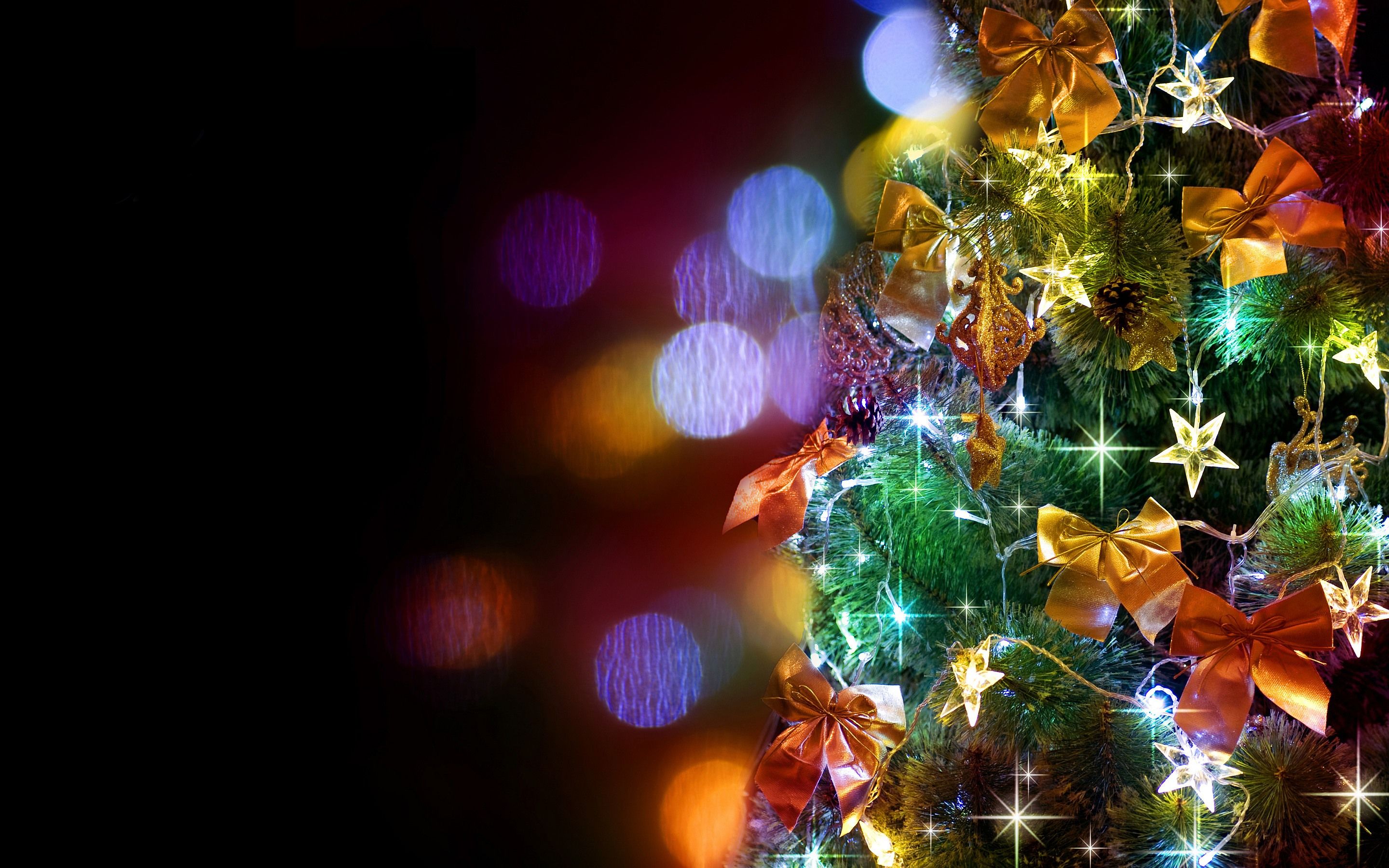 Wallpaper Christmas tree, colorful lights, shine 2880x1800 HD Picture, Image