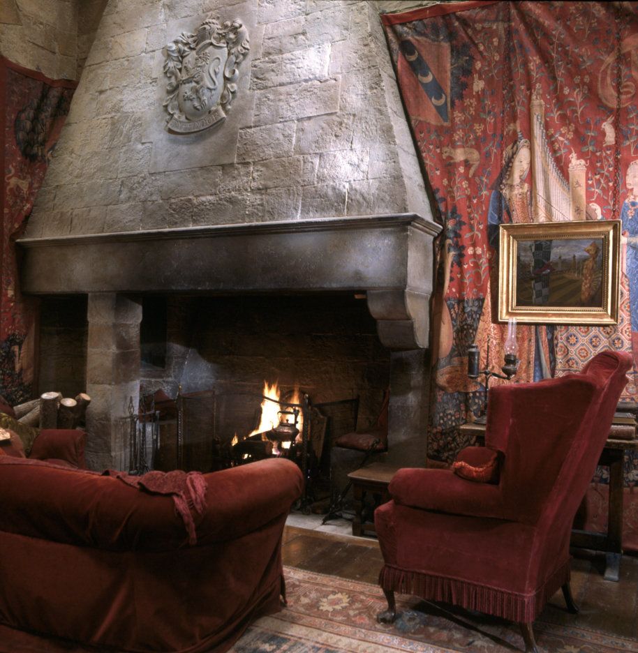 Behind the scenes: Creating the Gryffindor common room