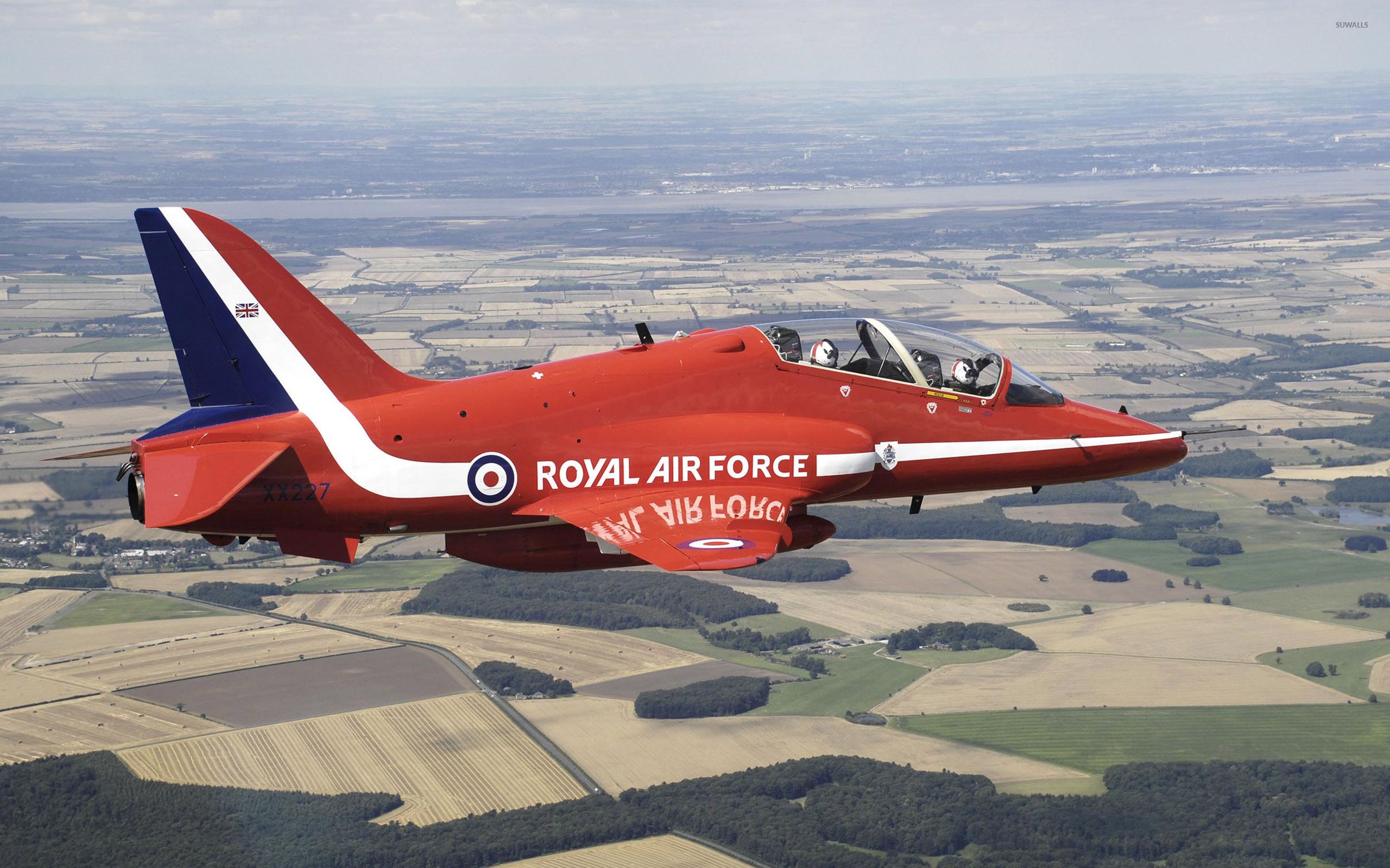 Royal Air Force above the field wallpaper wallpaper