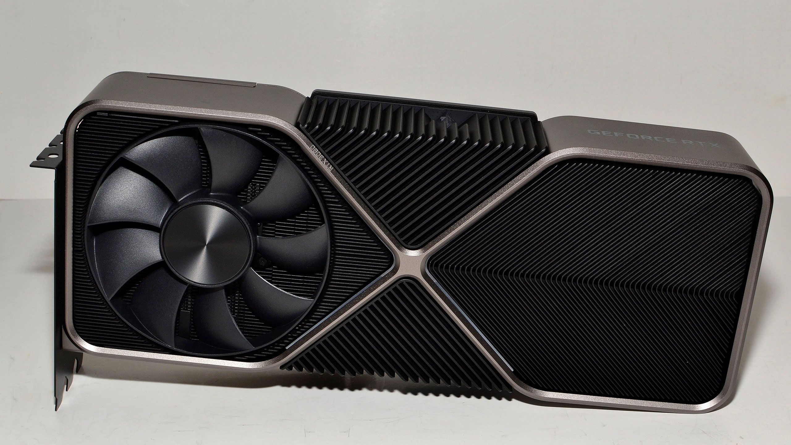 Nvidia GeForce RTX 3090 Founders Edition Review: Heir to the Titan Throne. Tom's Hardware