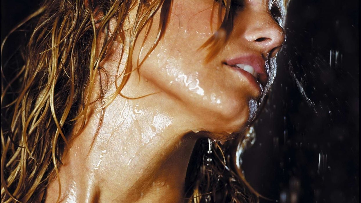 Face Woman Girl Sensual Lips Wet Drops Wallpaperx1080