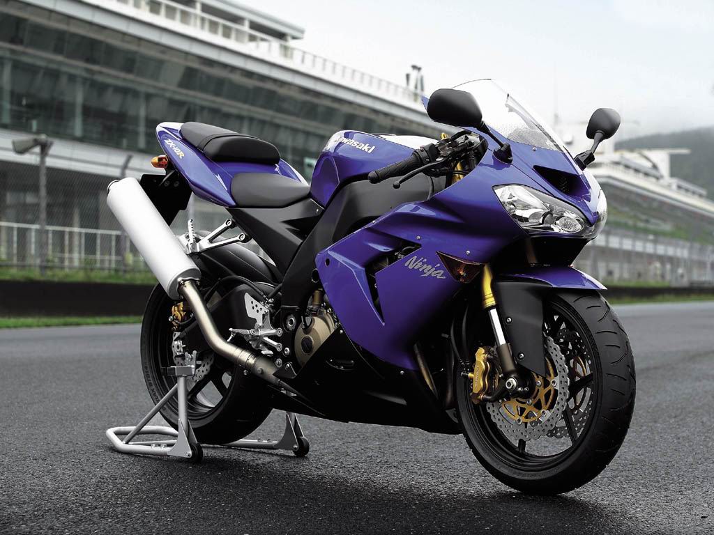 Kawasaki Bike HD Wallpaper