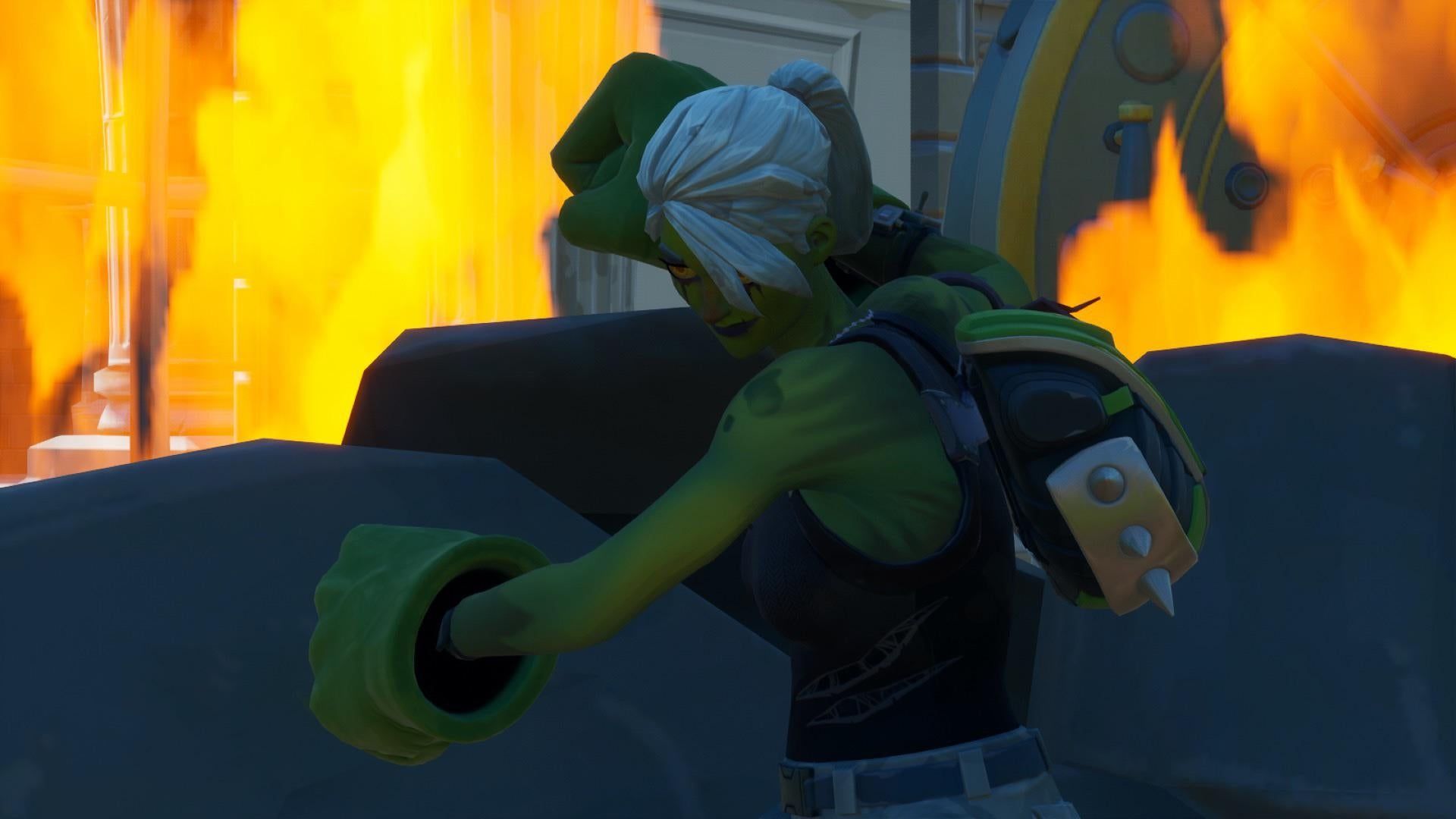 She Hulk☢️. Ghoul Trooper (Zombie Style), Spiked Satchel (Hunter Style), Hulk Smashers (Hulk Edit Stlye)