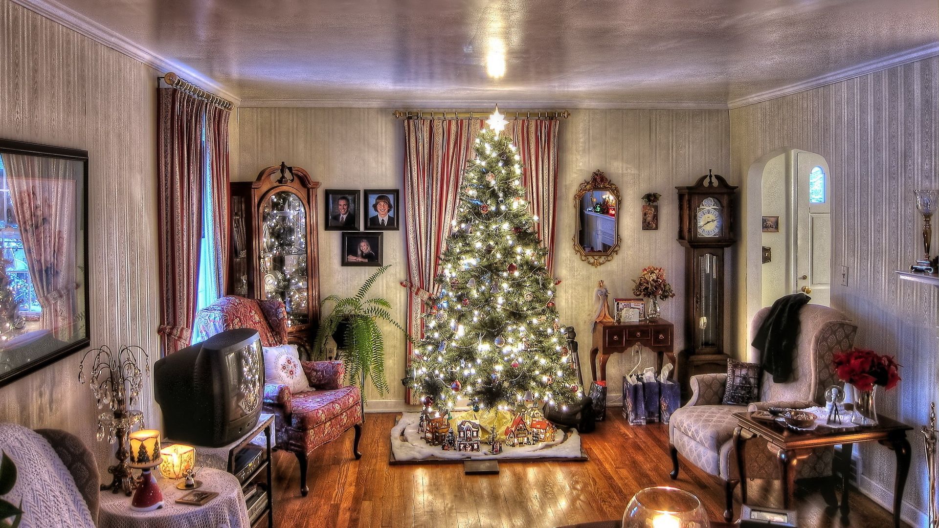 new year holiday room.Eu. Holiday room, Christmas tree image, Christmas decorations for the home