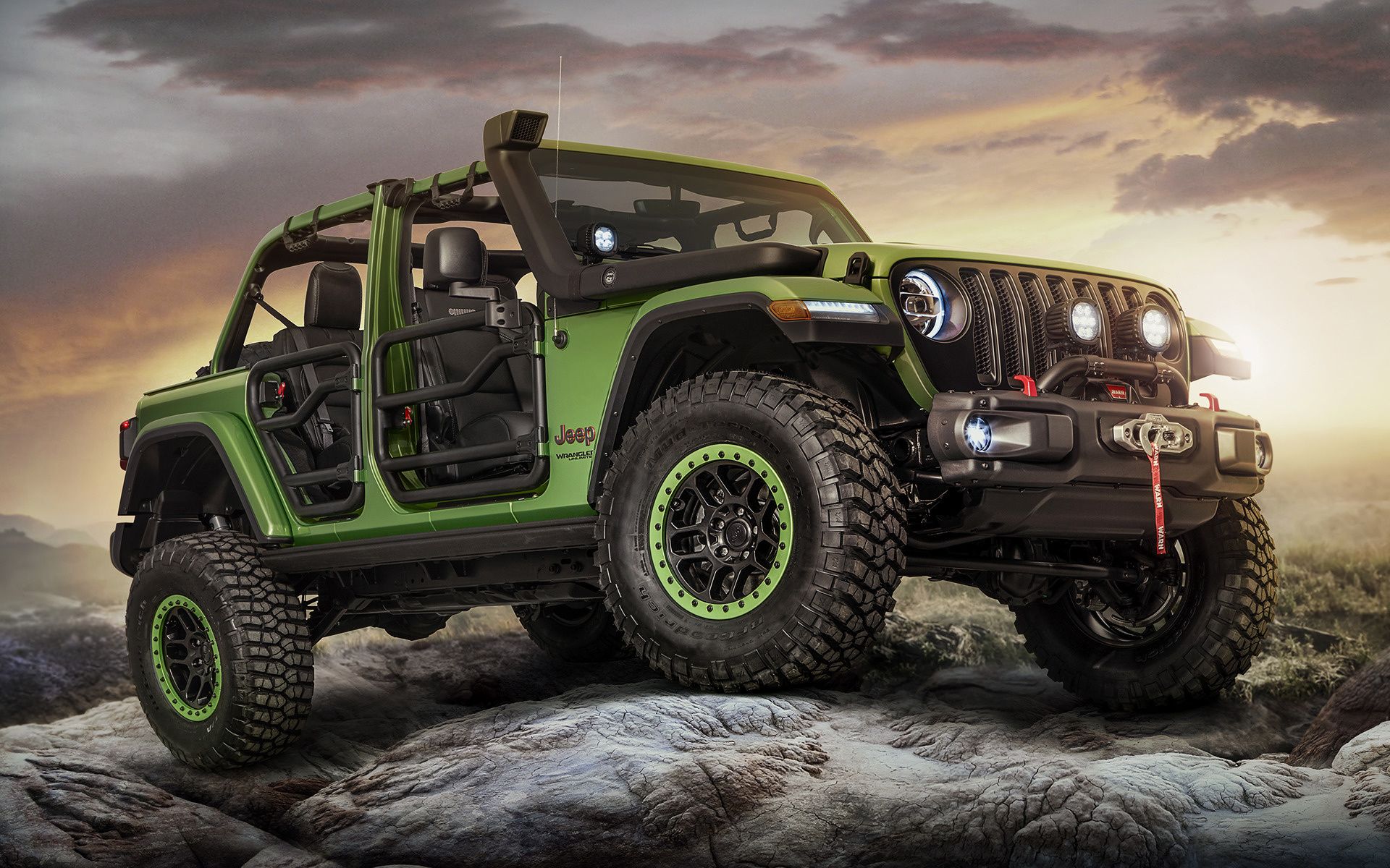 Jeep Wrangler Unlimited Rubicon Moparized and HD Image