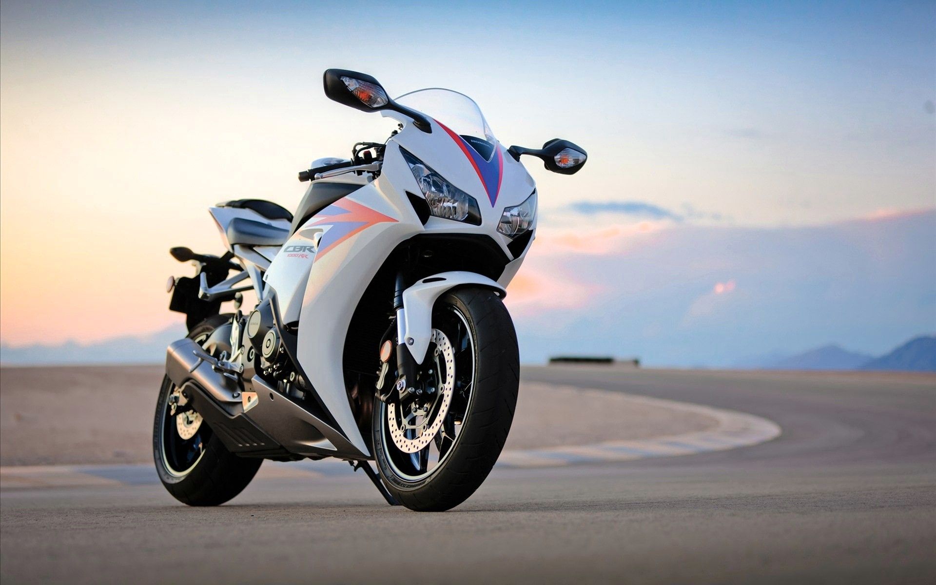 Superb Honda Cbr Bike HD Wallpaper Bike HD HD Wallpaper