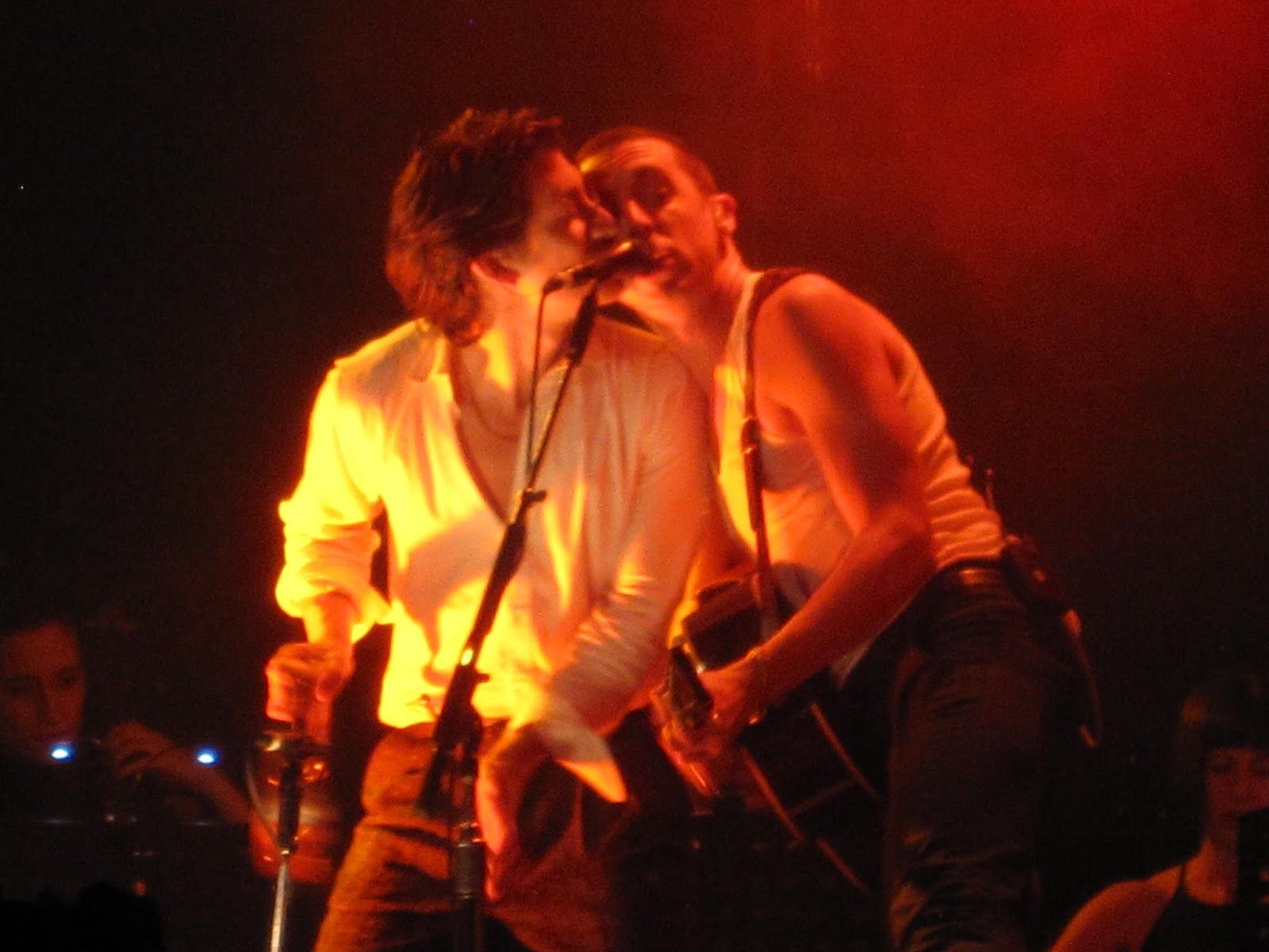 ThisSmallPlanet.com: ThisSmallPlanet Photo Videos: The Last Shadow Puppets Live At The Catalyst, Santa Cruz. Calif., USA, Monday, April 18, 2016