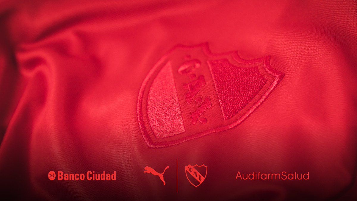 C. A. Independiente piel para el miércoles El Rey de Copas se vestirá de gala para una nueva #NocheDeCopa. Mirá la camiseta en detalle ➡️ #
