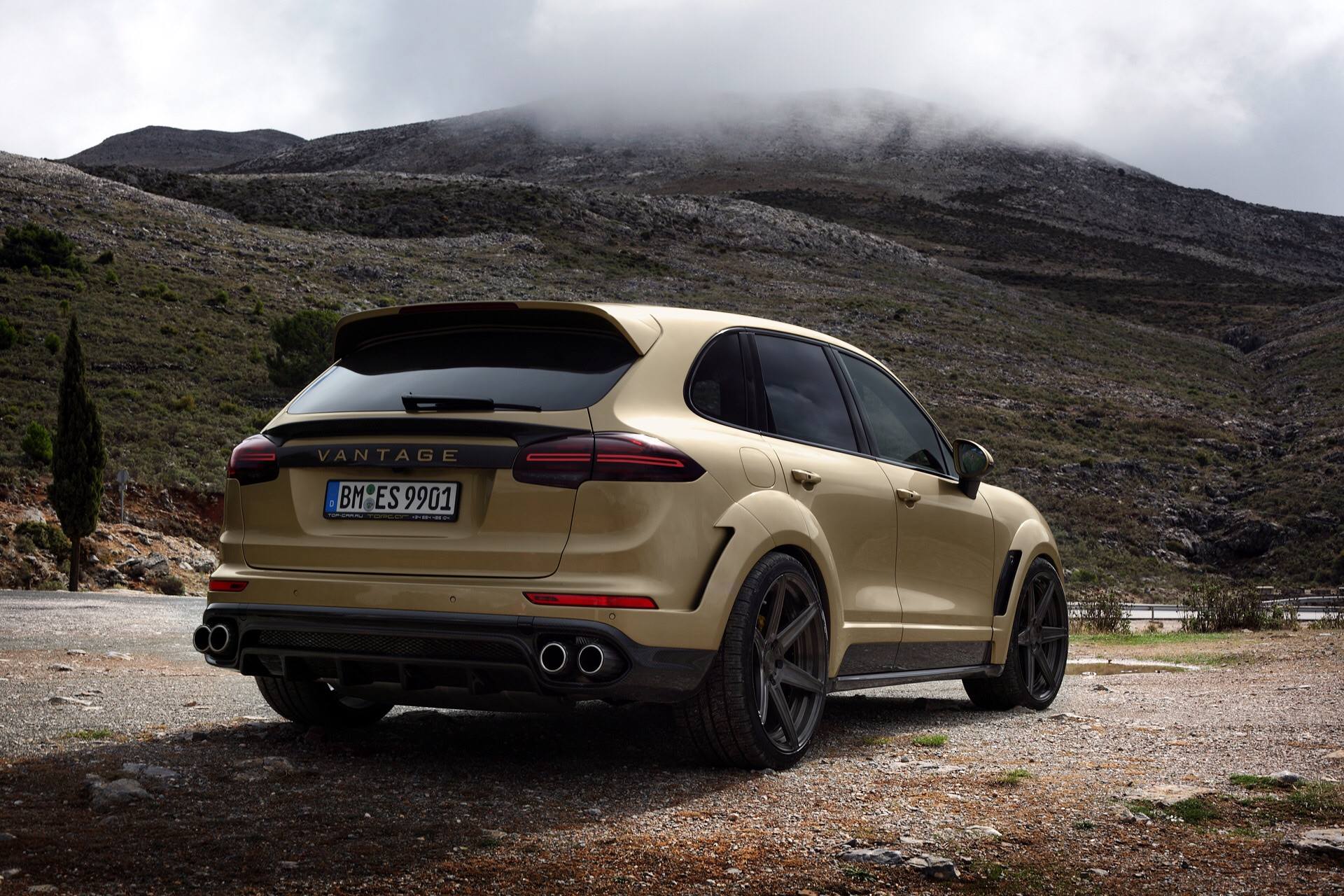 Porsche Cayenne Wallpaper
