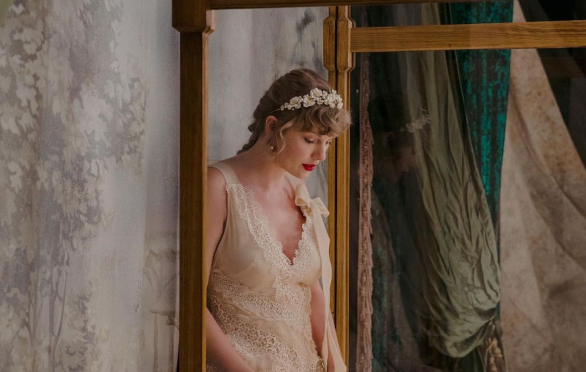 Taylor Swift Evermore Wallpapers Wallpaper Cave