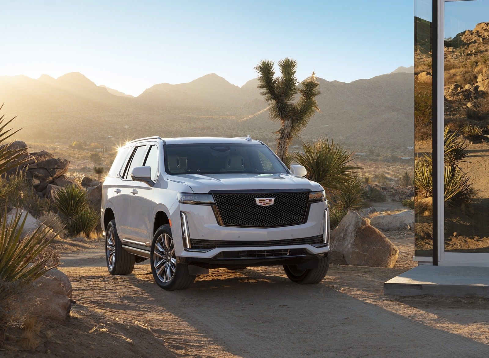 Cadillac Escalade Wallpaper (HD Image)