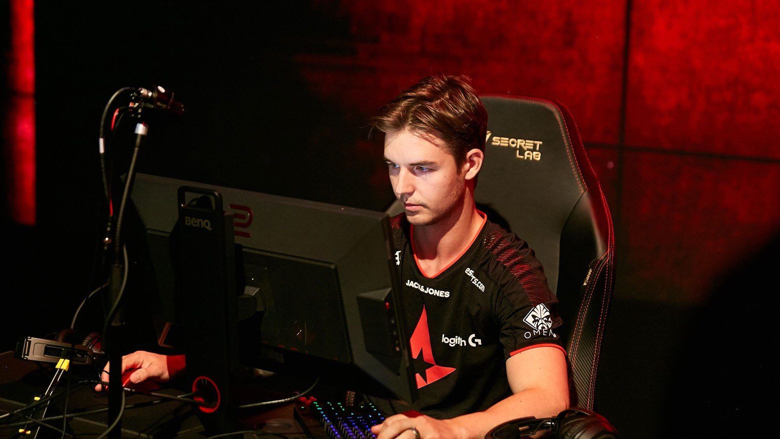 Dev1ce breaks down how Astralis has trained for CSGO success