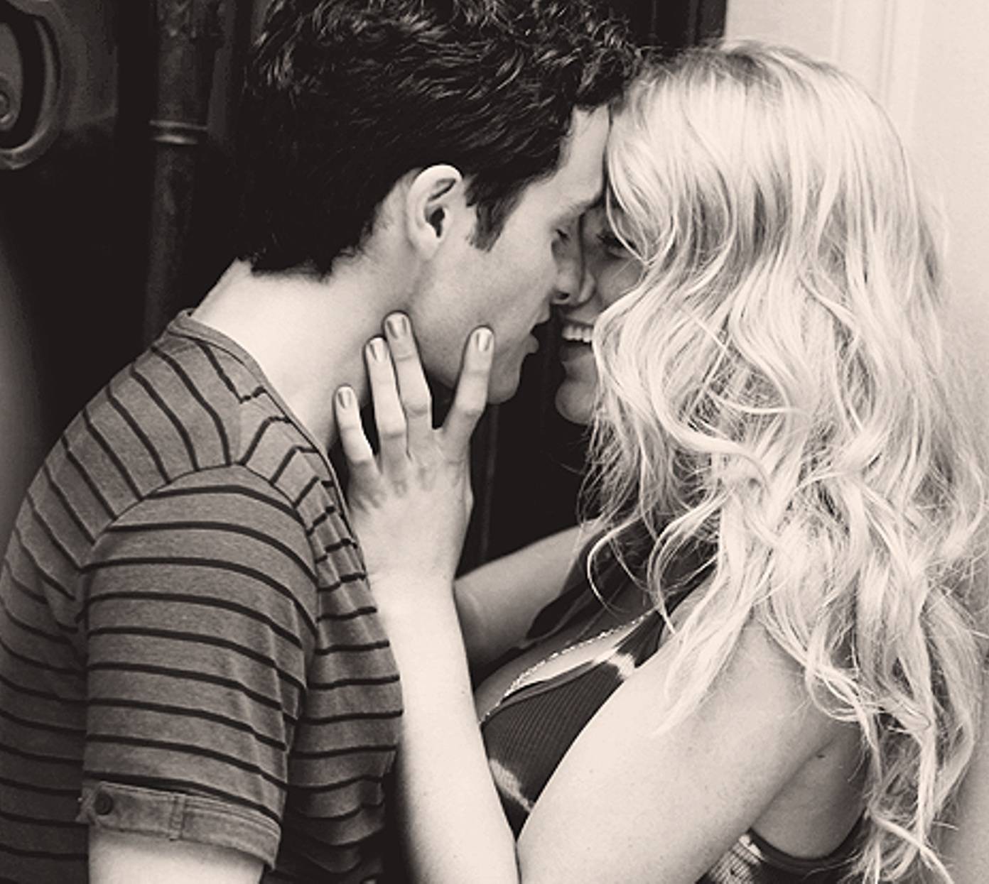 Serena And Dan wallpaper