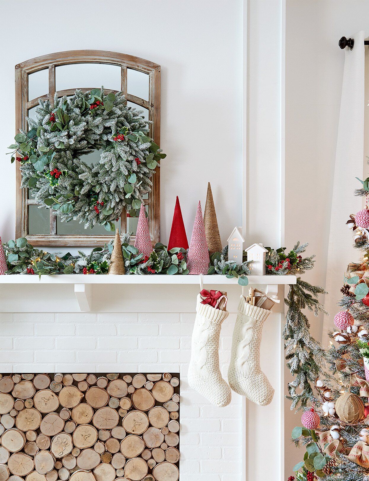 Pretty Ways to Decorate Your Mantel for Christmas. Better Homes & Gardens