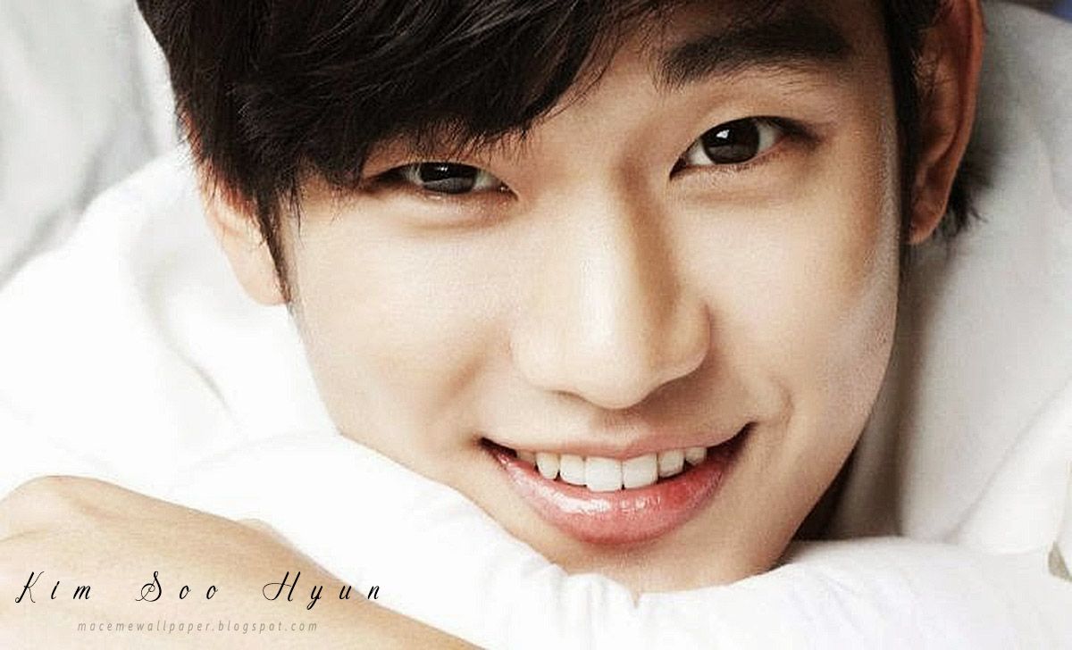 Kim Soo Hyun Wallpaper