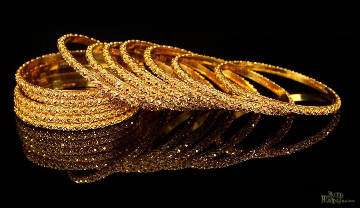 Gold Bangles HD Wallpaper HD Wallpaper. Gold bangles design, Gold bangles indian, Gold jewelry fashion